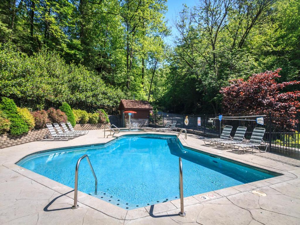 Saddle Ridge, 2 Bedrooms, Sleeps 8, Hot Tub, Pool Table, Arcade, Views Gatlinburg Exterior foto