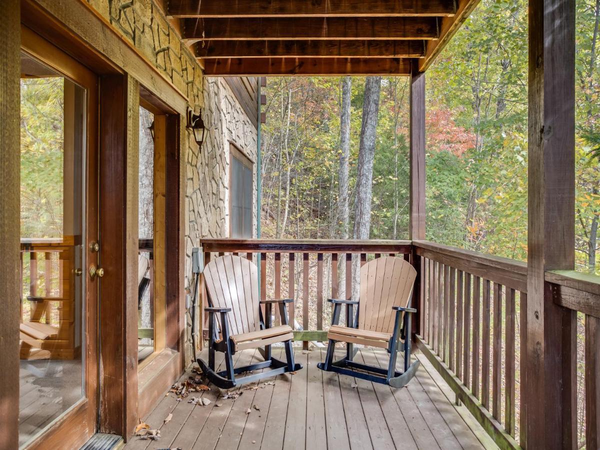 Saddle Ridge, 2 Bedrooms, Sleeps 8, Hot Tub, Pool Table, Arcade, Views Gatlinburg Exterior foto