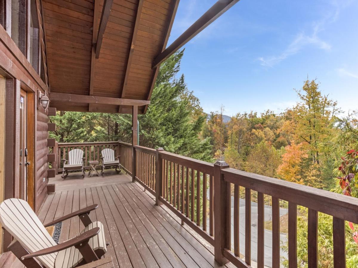 Saddle Ridge, 2 Bedrooms, Sleeps 8, Hot Tub, Pool Table, Arcade, Views Gatlinburg Exterior foto