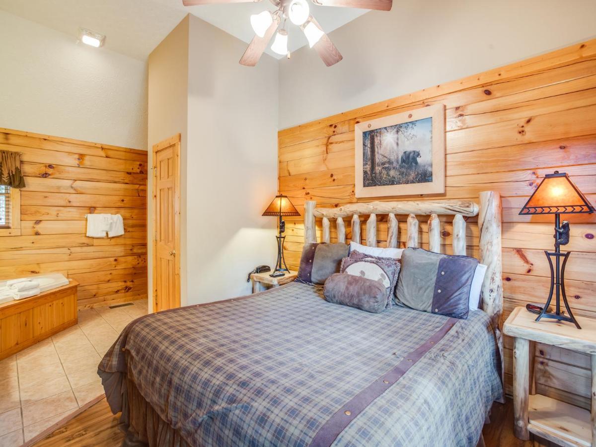 Saddle Ridge, 2 Bedrooms, Sleeps 8, Hot Tub, Pool Table, Arcade, Views Gatlinburg Exterior foto